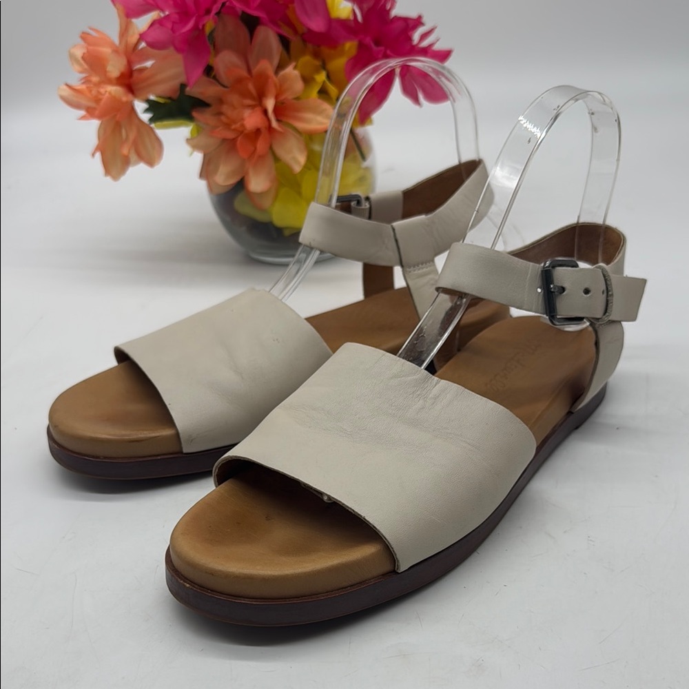 Madewell Cream Sandals Minimalist Comfort Size 8 MCS8199L